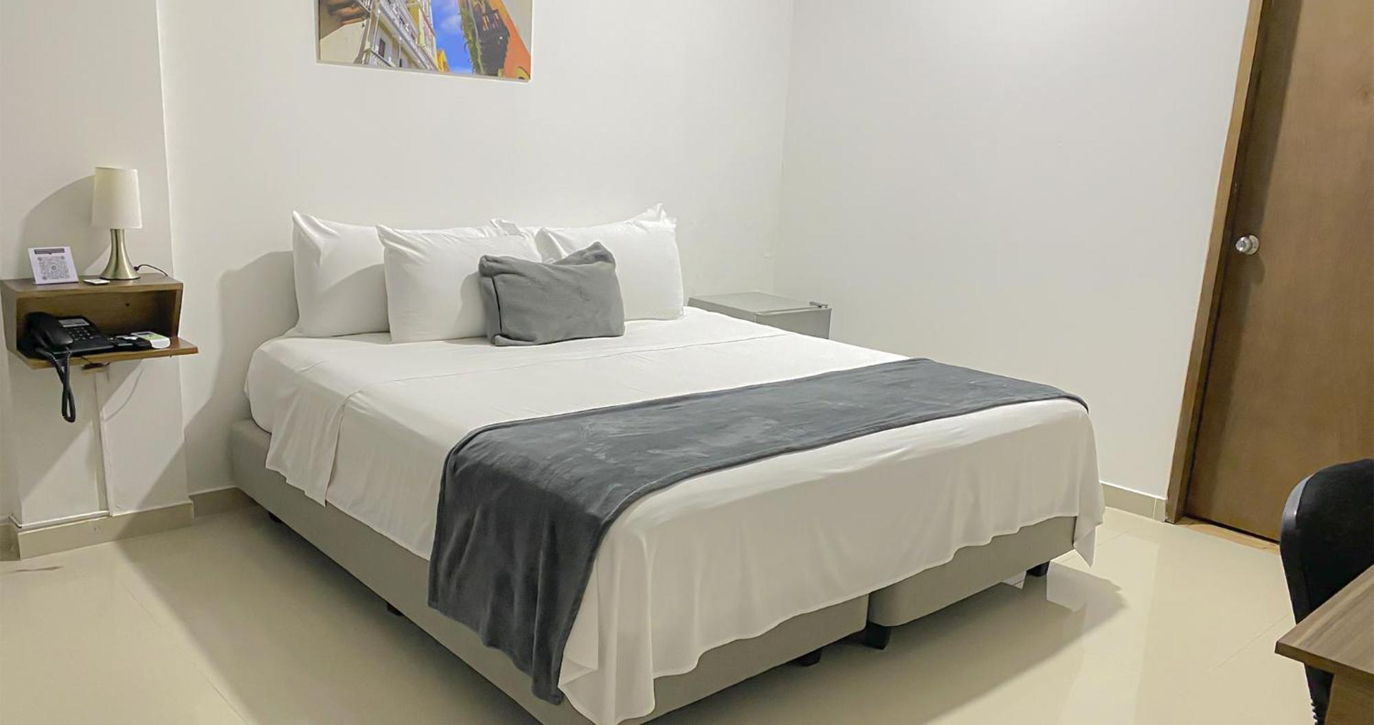 Hotel El Marques De Manga Картахена Экстерьер фото